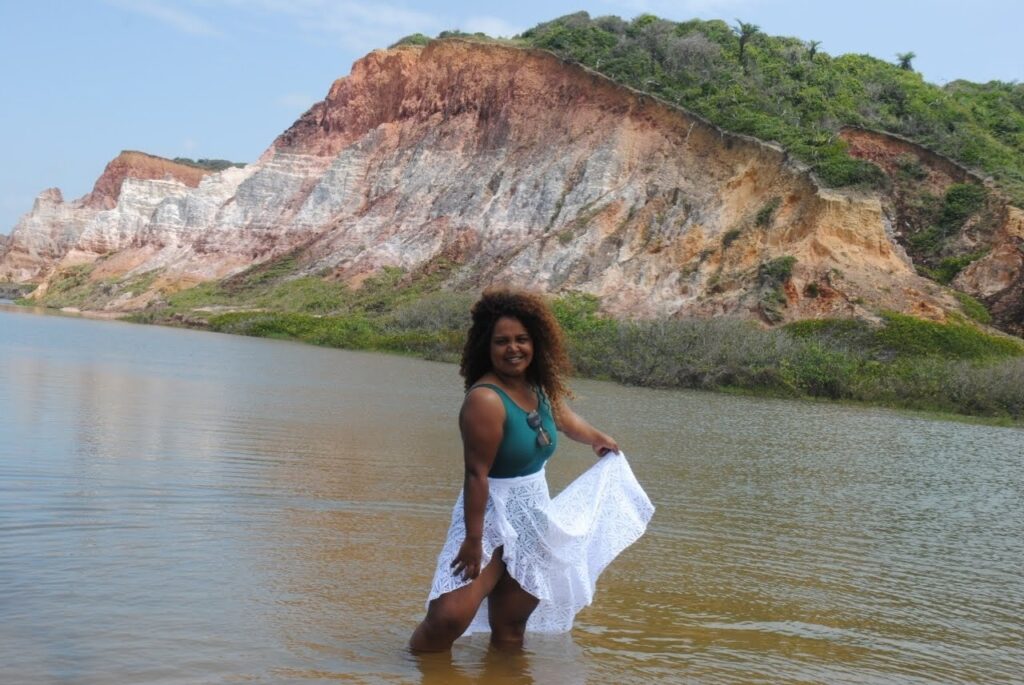 Praia do Gunga, Lagoa de água salgada 